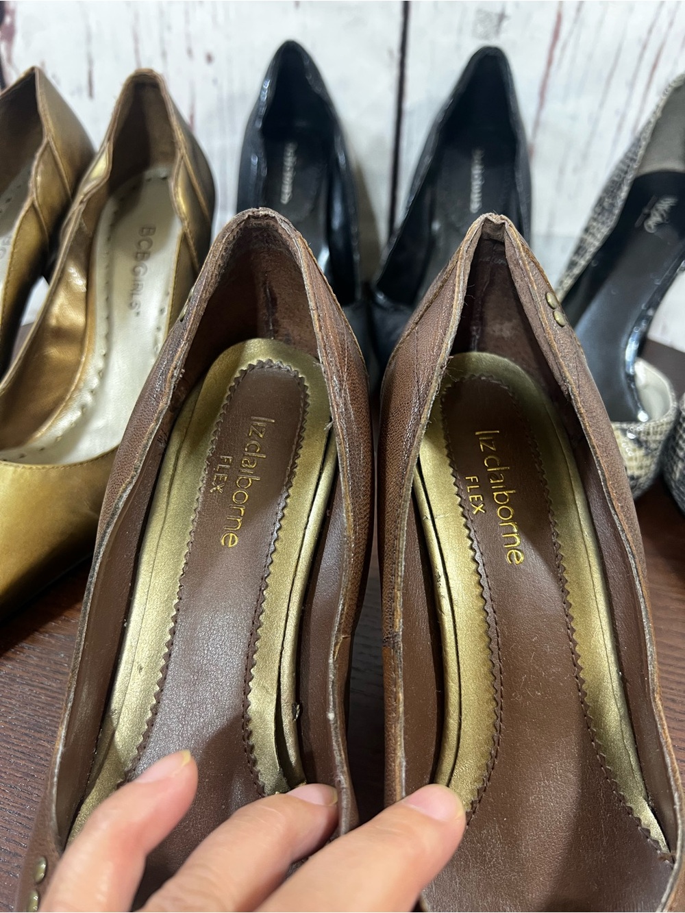 BCBGirls, Liz Claiborn, Mossimo, Delicious 4 Pairs Pointed Toe stiletto Pumps 6 - Picture 3 of 16